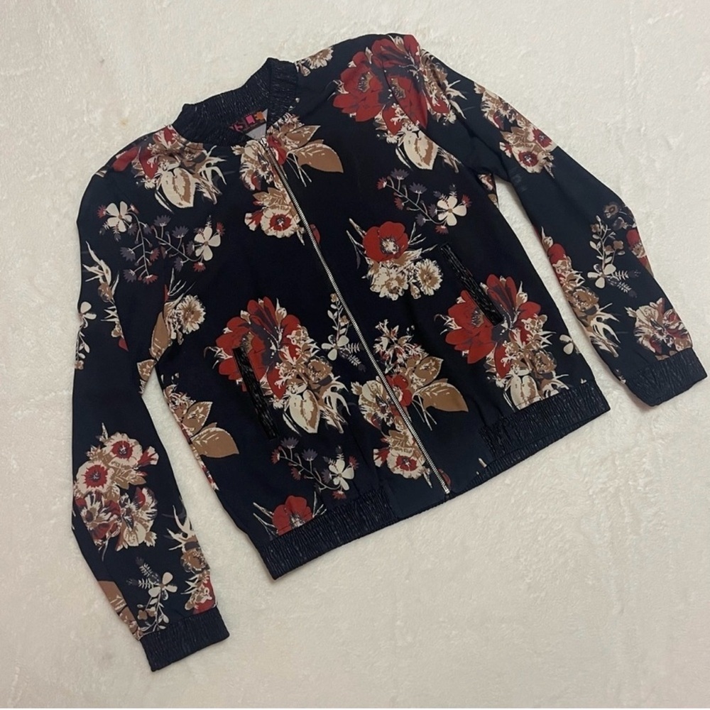 Isle by Melis Kozan Lightweight Floral Bomber Style Jacket Size Medium